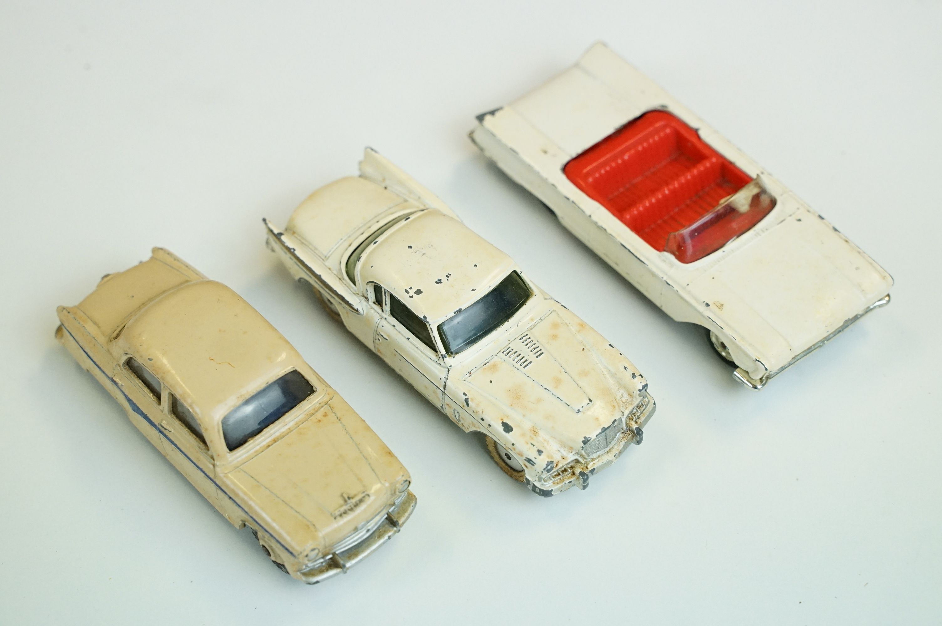 35 Mid 20th C play worn diecast models to include Dinky, Triang & Corgi examples, featuring Triang - Image 3 of 13