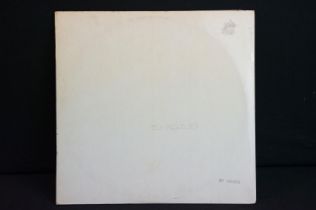 Vinyl - 6 The Beatles LPs to include The White Album PCS 7067 Stereo top loader No. 0304763 two