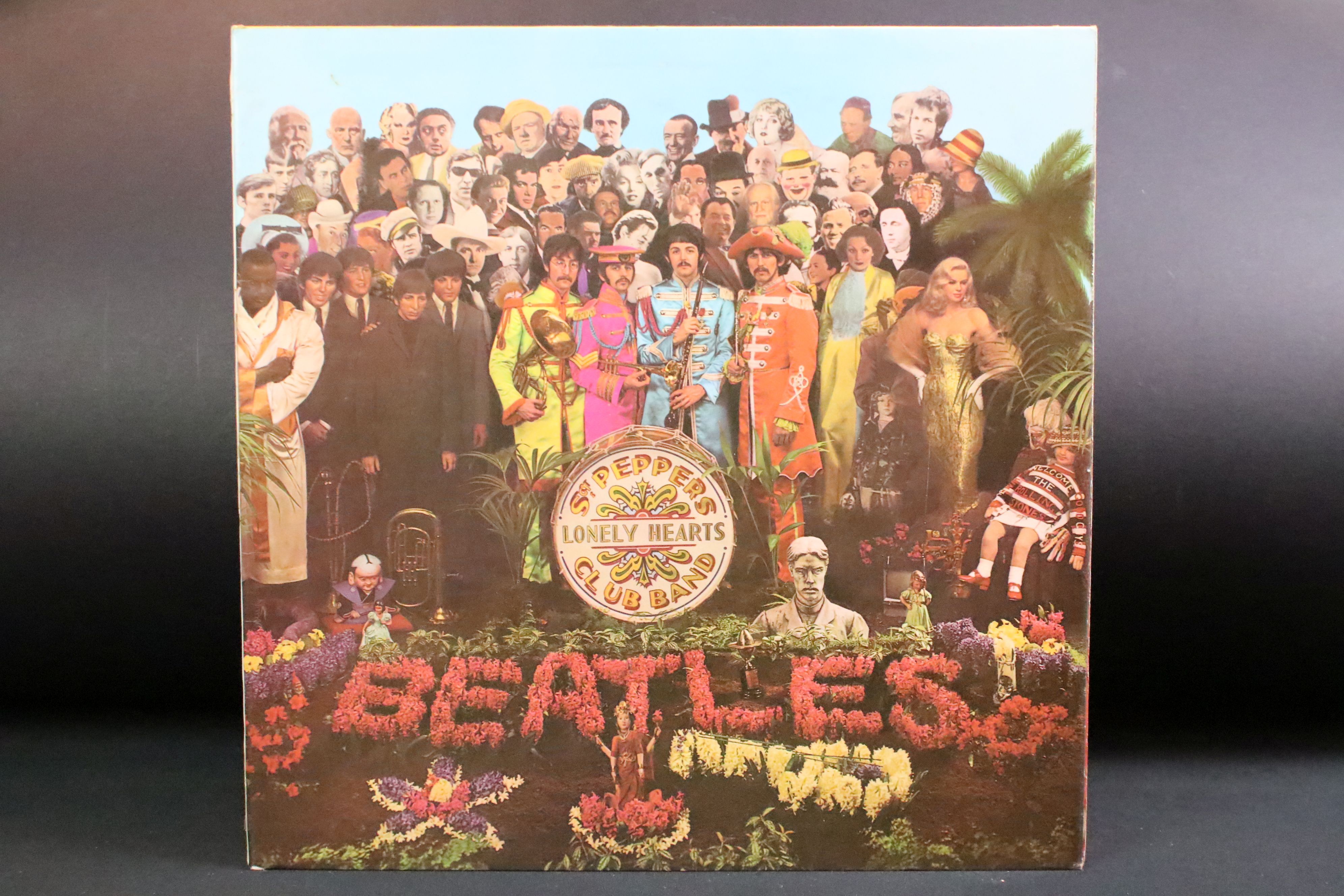 Vinyl - 7 The Beatles LPs to include Sgt Pepper, Revolver, Hard Days Night, Rubber Soul, Help!, With - Image 2 of 8