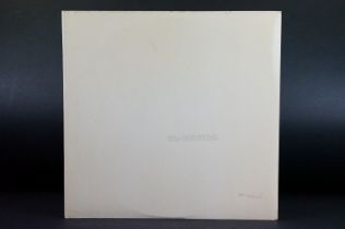 Vinyl - The Beatles White Album PCS 7067. Original UK stereo pressing, No 0010654. Top loader, 2