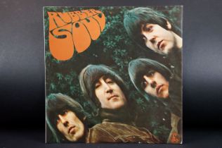 Vinyl - The Beatles Rubber Soul PMC 1267. Original first UK pressing featuring alternate Loud Cut