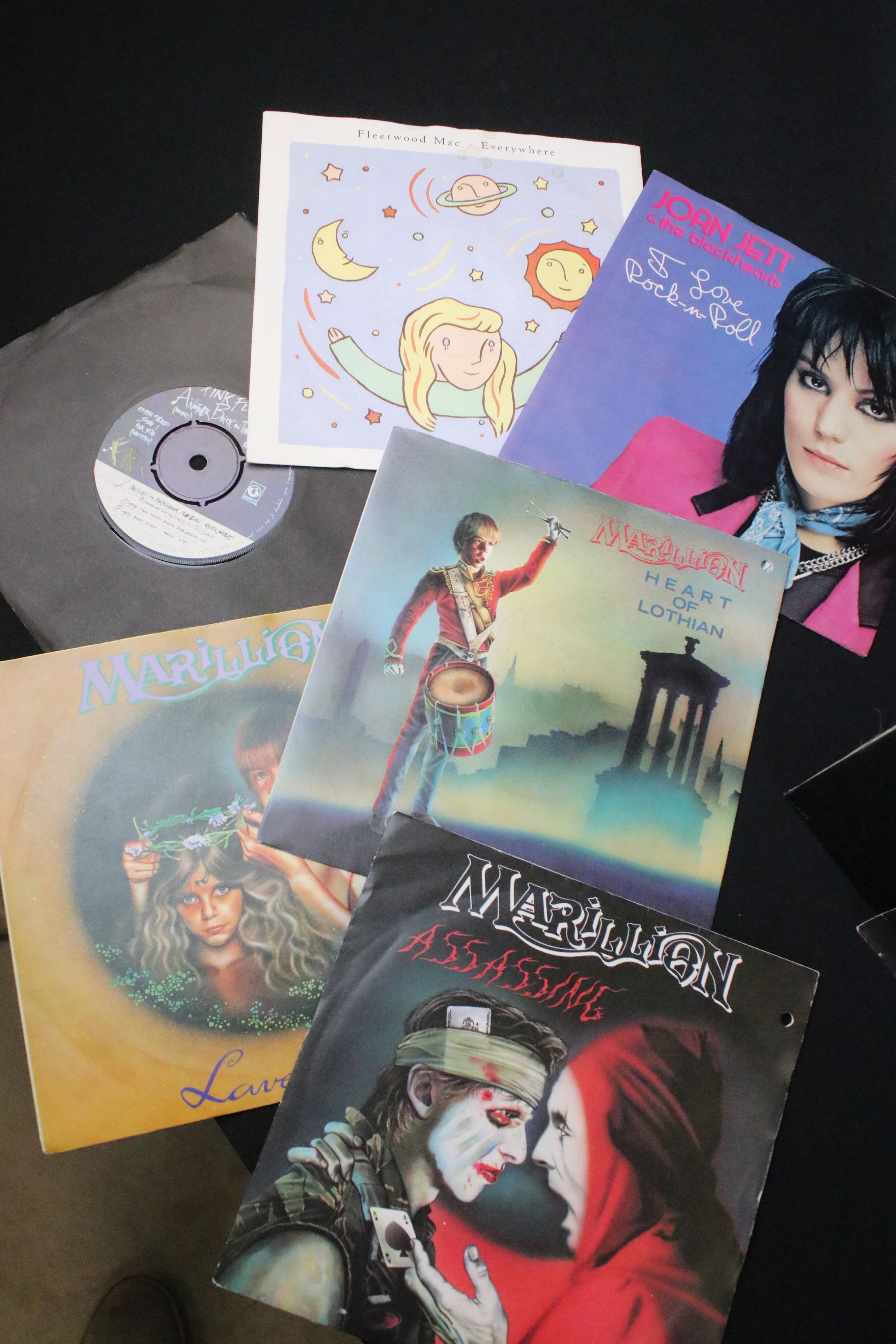 Vinyl - Over 200 mainly Rock, Pop & Soul 7" singles spanning decades to include Alice Cooper, - Image 2 of 6