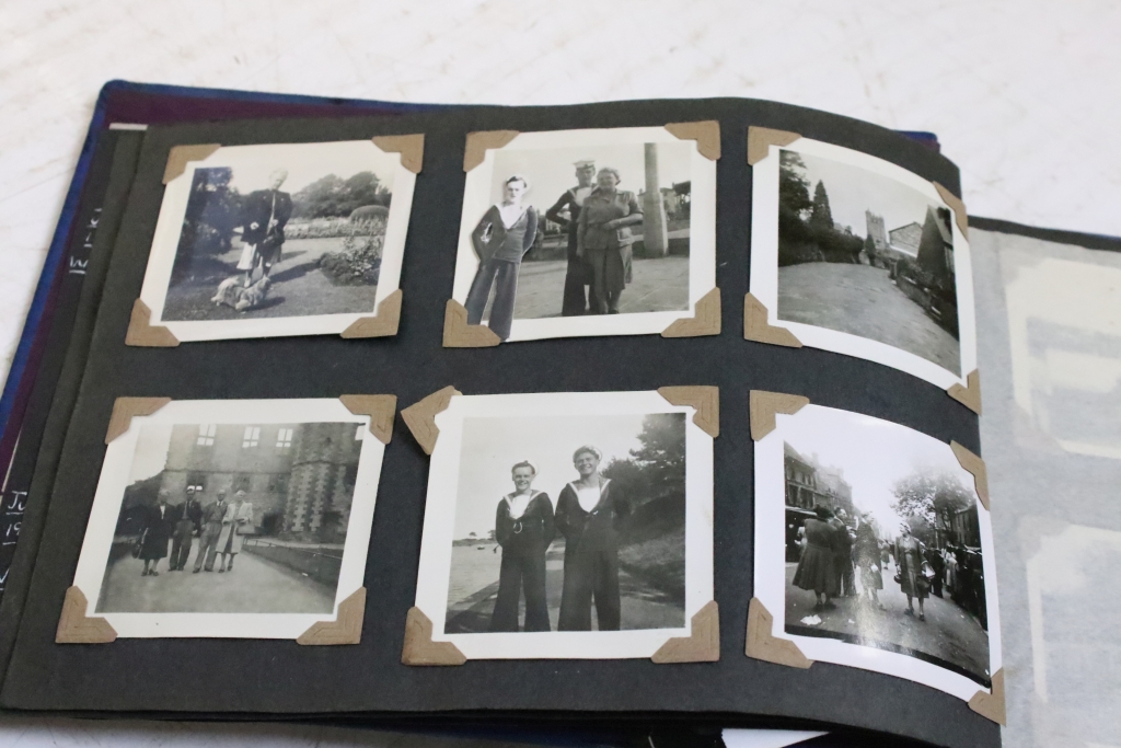 Box of Assorted Black and White Photographs including Military interest, Europe, Asia, etc - Image 6 of 8