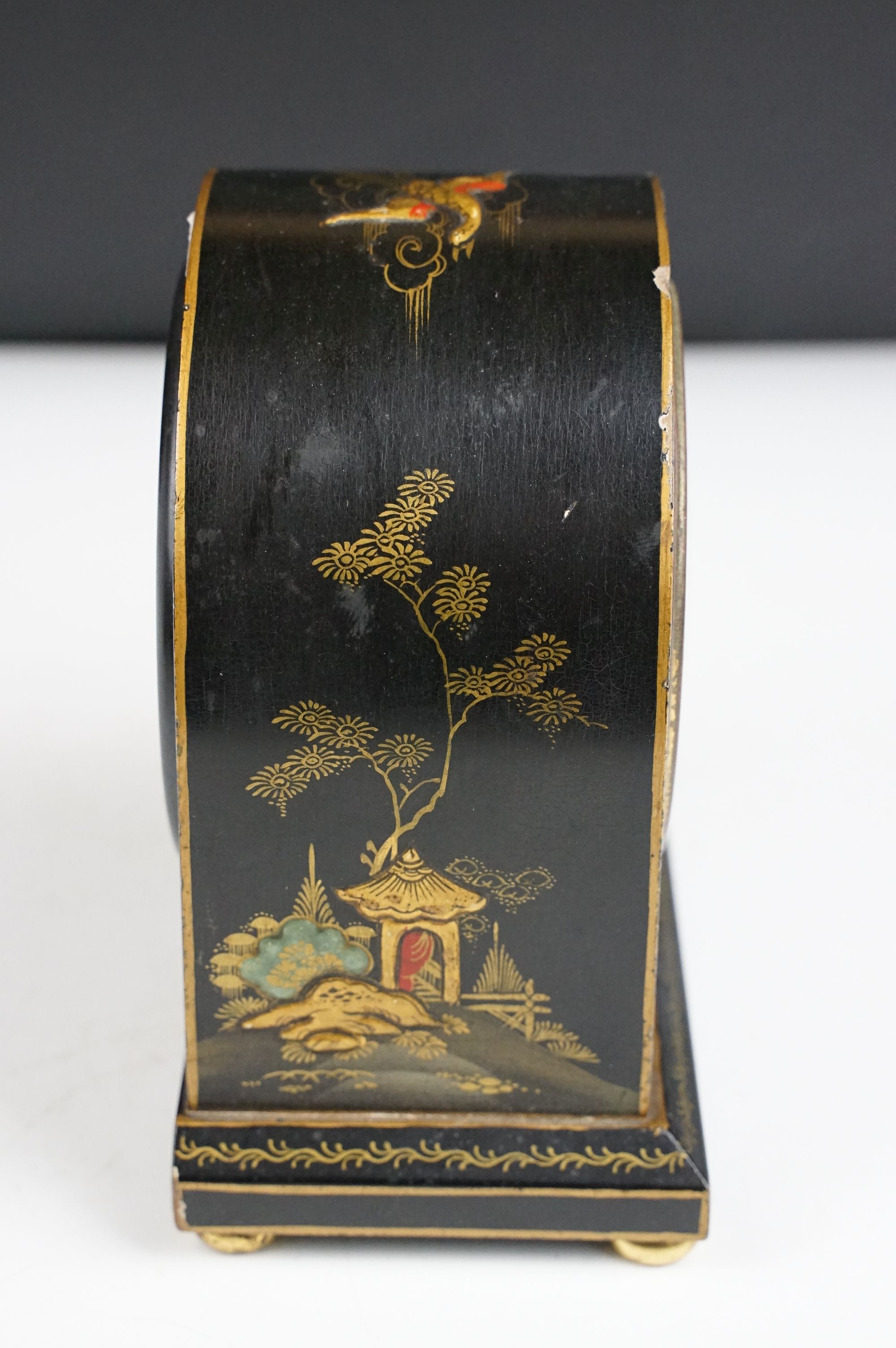 Domed Mantle Clock with Japanese Chinoiserie decoration, the gilt dial with Roman numerals. ( - Image 6 of 10