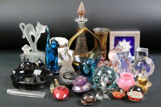 Assorted glass to include a flash glass decanter, assorted perfume bottles, paperweights, Czech