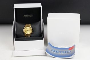 Boxed Seiko 5 Day / Date Automatic Gent's Watch