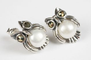 Pair of Silver Owl shaped Stud Earrings with pearl panels