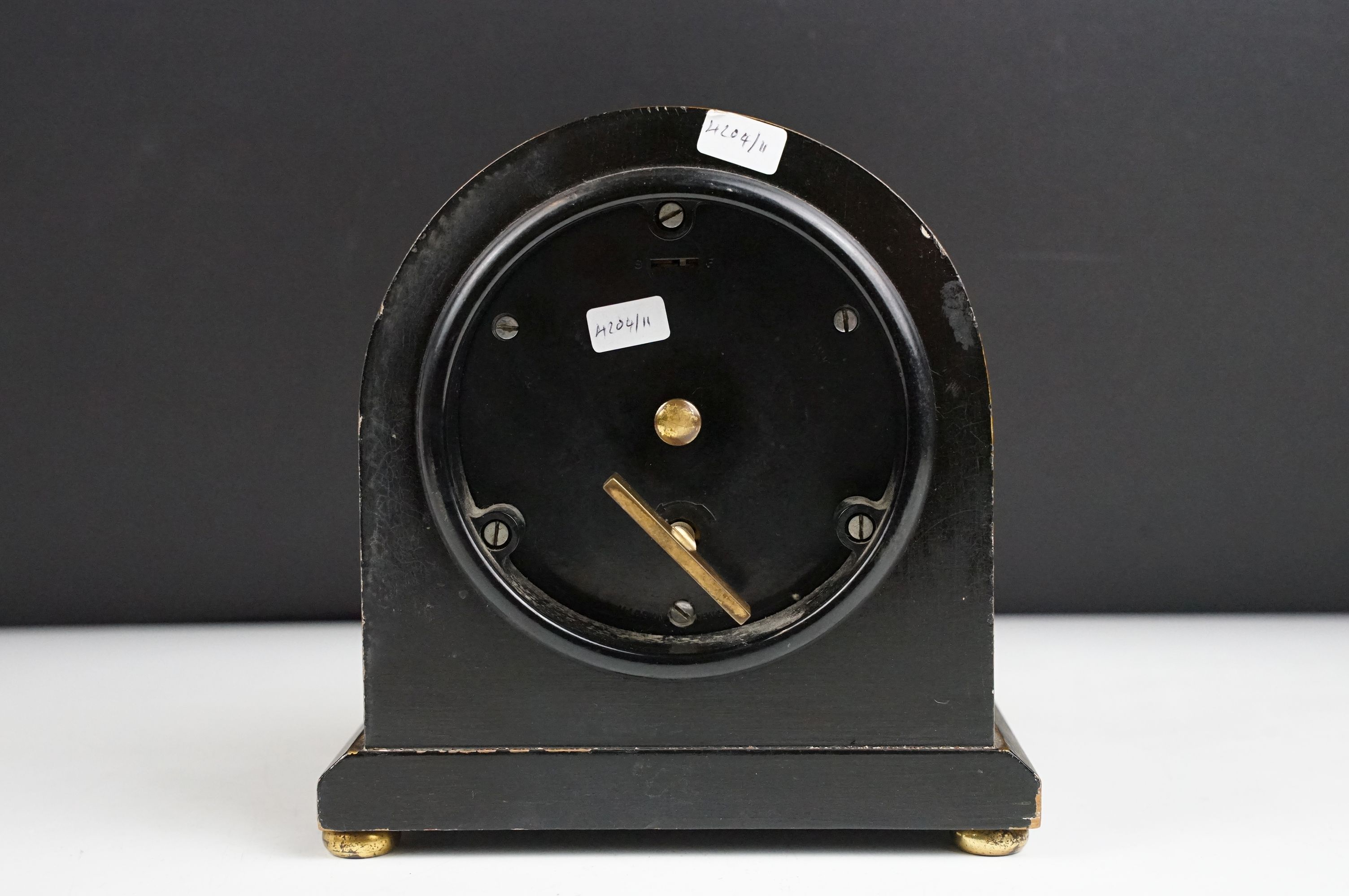 Domed Mantle Clock with Japanese Chinoiserie decoration, the gilt dial with Roman numerals. ( - Image 7 of 10