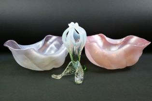 Two 1930s Art Deco Kralik pink and lilac glass bowls having pierced handles together with a green