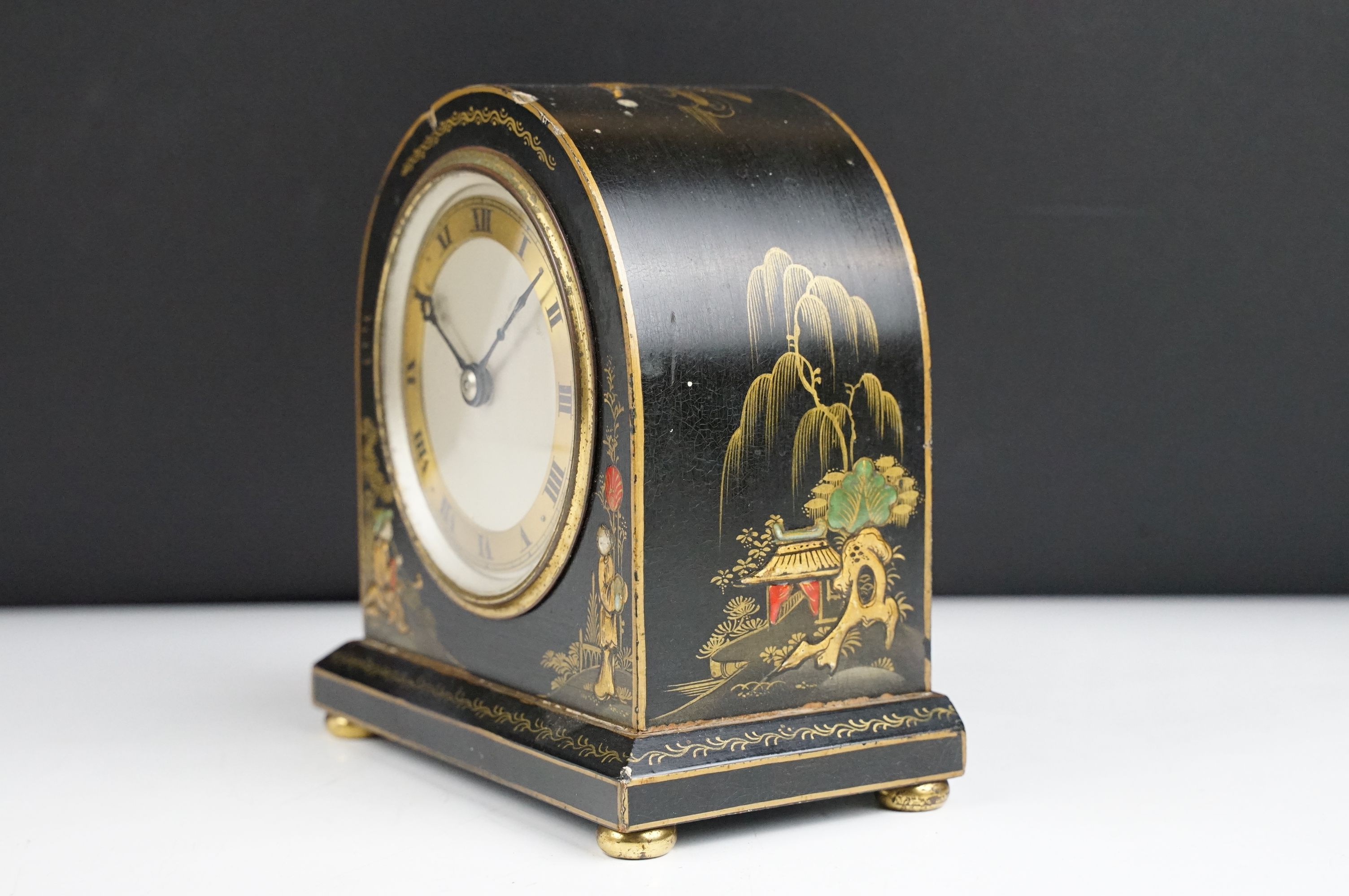 Domed Mantle Clock with Japanese Chinoiserie decoration, the gilt dial with Roman numerals. ( - Image 4 of 10