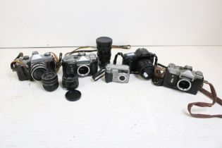 Group of cameras & lenses to include Canon EOS 1000F (with Sigma DL Zoom lens, 35-80mm, F:4-5.6),
