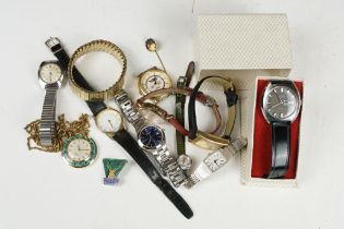 A small collection of ladies and gents wristwatches to include Oris and Accurist examples.
