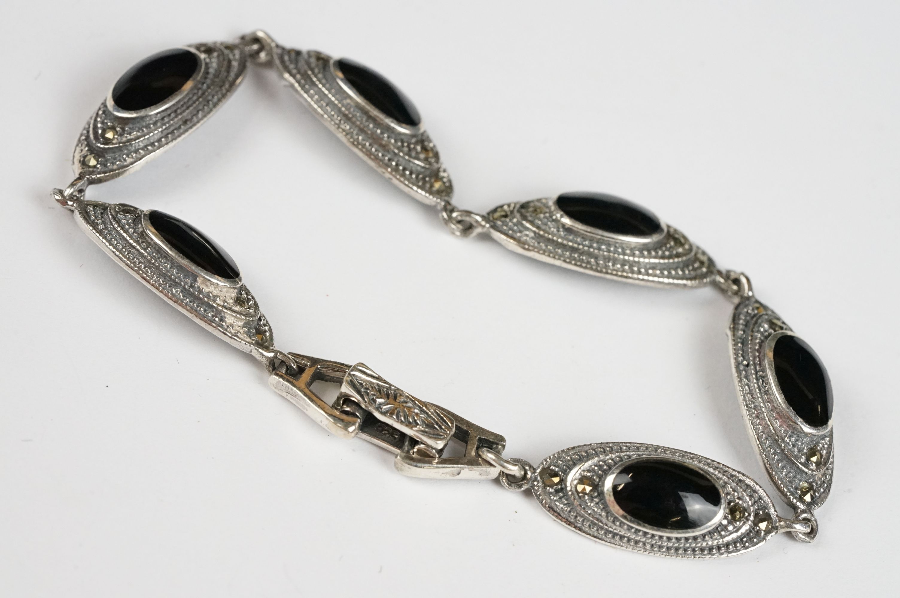Silver Marcasite and Onyx Bracelet - Image 2 of 8