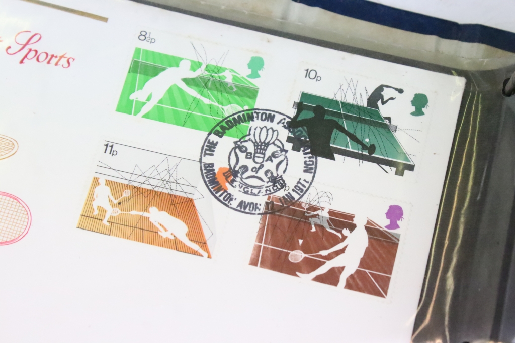 Collection of first day covers to include two large album of covers dating from the 1970s to the - Image 9 of 24