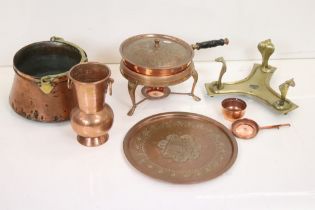 Group of copper & brassware to include an Eastern copper saucepan & cover with warming stand,
