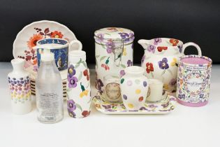 Group of Emma Bridgewater ceramics to include 5 x large Water Lily saucers, floral jug with matching