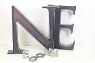 Large metal ' N ' & ' E ' letters, approx 87cm high, together with five small metal letters