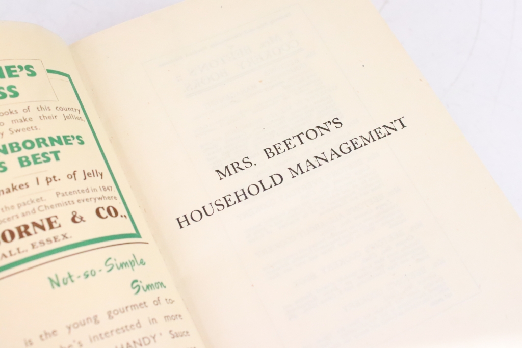 Mrs Beeton's Household Management published by Ward, Lock & Co London and Melbourne. 32 plates in - Image 4 of 8