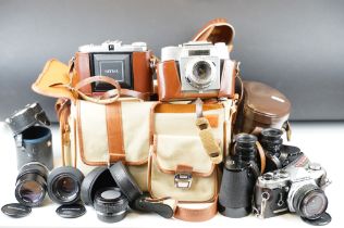 Group of cameras, lenses & binoculars to include an Olympus OM-1 (with Olympus OM-System f/2.8