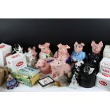 Large collection of assorted Wade ceramics to include natwest 'cousin wesley', five natwest pigs,