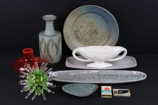 Mixed glass & ceramics to include a Vera Tollow vase (signed), Loco glass sea anemone (signed,