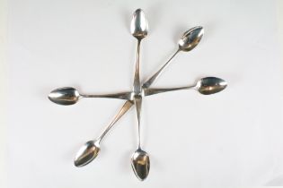 A set of six fully hallmarked sterling silver antique teaspoons.