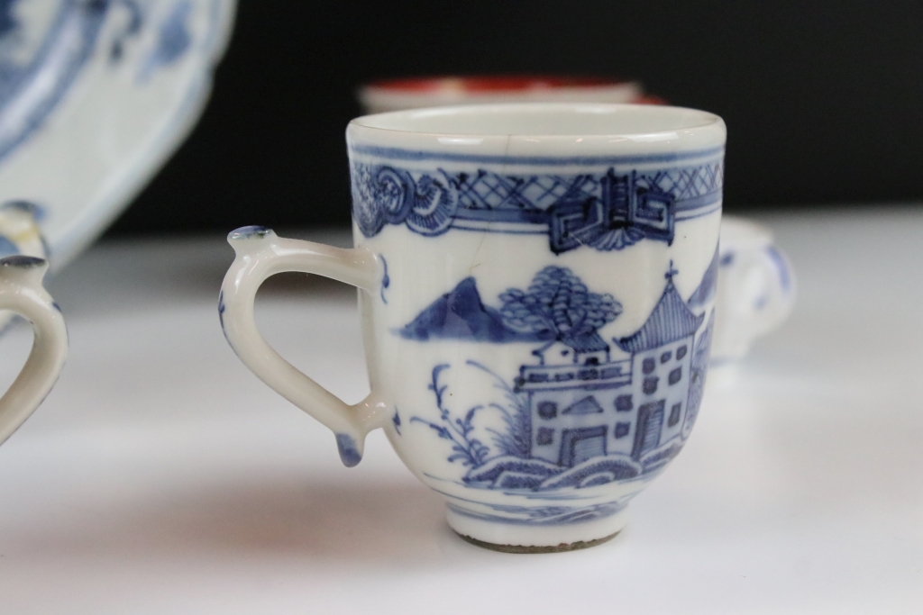 Selection of Chinese blue and white ceramics to include five 19th Century tea cups, a blue and white - Image 9 of 14