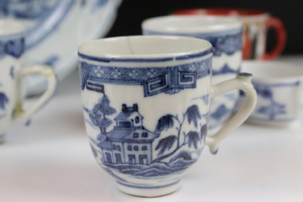 Selection of Chinese blue and white ceramics to include five 19th Century tea cups, a blue and white - Image 8 of 14
