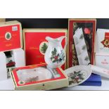 Large collection of Spode Christmas Tree pattern ceramics, mostly boxed including serving dishes,