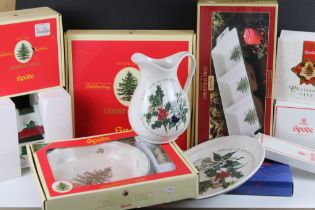 Large collection of Spode Christmas Tree pattern ceramics, mostly boxed including serving dishes,