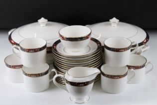 Royal Worcester ' Prince Regent ' tea & dinner ware to include 6 mugs, 8 saucers, 8 tea plates, milk