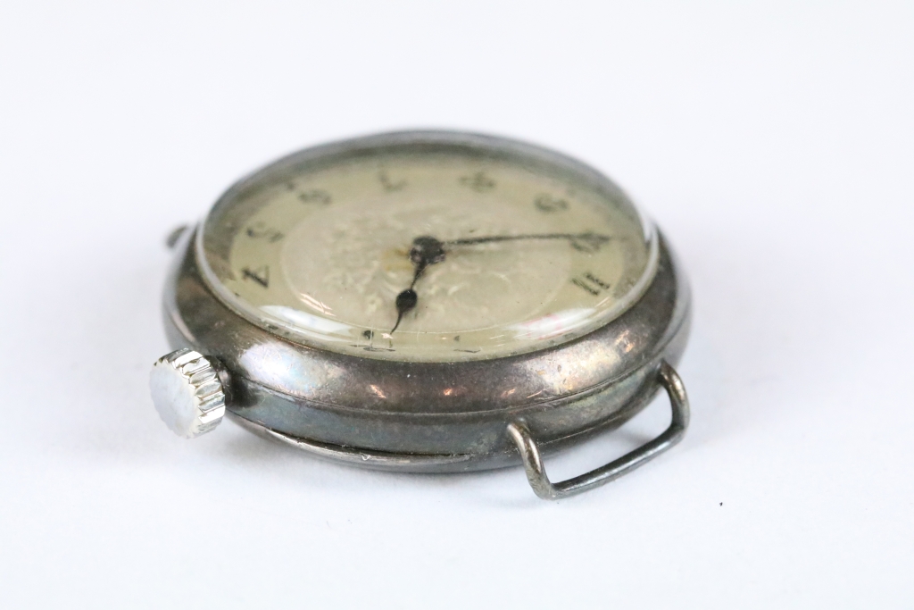 A fully hallmarked sterling silver cased pocket watch complete with silver chunky link albert - Image 9 of 11