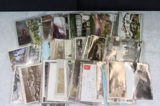 Collection of mainly topographical postcards to include: photo picture postcards, mainly relating to