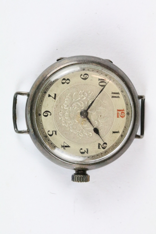 A fully hallmarked sterling silver cased pocket watch complete with silver chunky link albert - Image 8 of 11