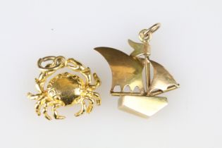 9ct gold hallmarked crab pendant (hallmarked Birmingham 1972), hallmarked M initial pendant (