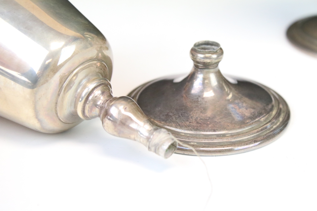 A set of four silver hallmarked goblets each having gilt interiors and raised on a knopped stem - Image 2 of 5