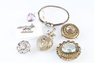 Collection of antique and vintage jewellery to include a Continental early 20th century-style