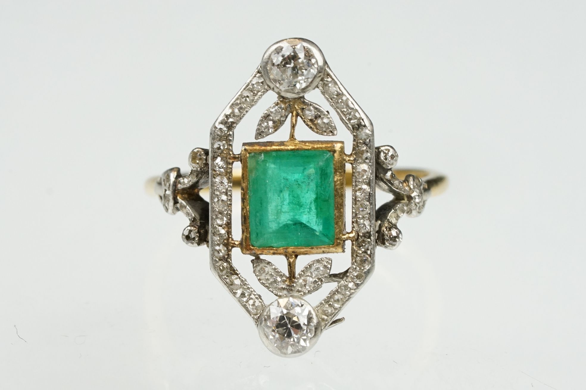 Art Deco emerald and diamond unmarked yellow gold and platinum ring, the square step cut emerald - Image 5 of 14