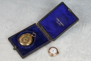 18ct gold Continental fob watch, rose flower decoration to the centre, the case with floral