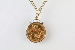 Full sovereign coin pendant necklace, Queen Victorian sovereign coin 1901, 9ct gold coin mount,