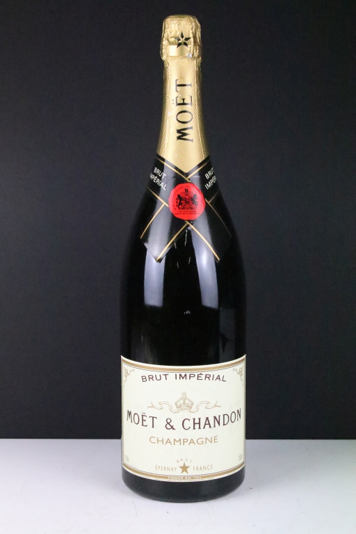 Champagne - Moet & Chandon Brut Imperial, double magnum / jeroboam (3L), 12% vol, wooden cased - Image 2 of 5