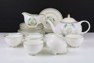 Susie Cooper 'Gardenia' floral tea set for six to include teapot & cover, 6 teacups & saucers, 6 tea
