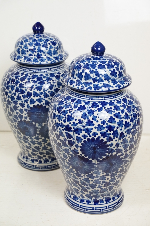 Pair of 20th century blue & white vases and covers, of baluster form, with floral and foliate - Image 2 of 5