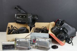 Group of photographic equipment to include a Canon EOS 700 (with Canon 35-80mm 1:4-5.6 zoom lens),