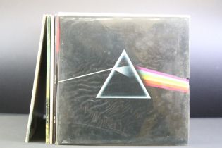 Vinyl - 5 Pink Floyd LPs to include Dark Side Of The Moon (2 posters, 2 stickers, A6/B4 matrices)