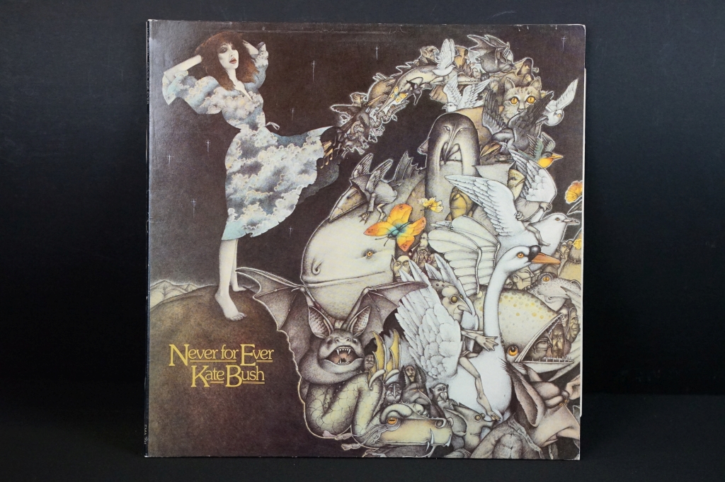 Vinyl - 5 Kate Bush LPs to include The Dreaming, Lionheart, The Kick Inside, Never For Ever, - Image 4 of 5