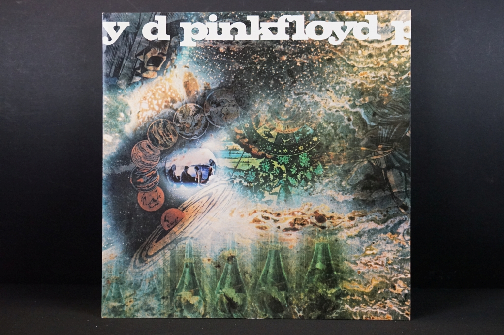 Vinyl - Six Pink Floyd LPs to include Piper at the Gates at Dawn (FAME FA 3065), A Saucerful of - Image 2 of 6