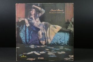 Vinyl - David Bowie The Man Who Sold The World. Original UK 1971 1st pressing withdrawn dress