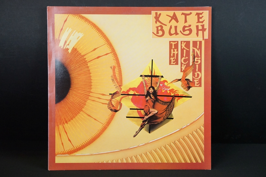 Vinyl - 5 Kate Bush LPs to include The Dreaming, Lionheart, The Kick Inside, Never For Ever, - Image 3 of 5