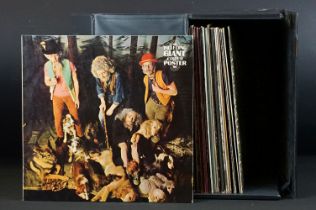 Vinyl - 19 Jethro Tull & related LPs spanning their career featuring UK and foreign pressings to